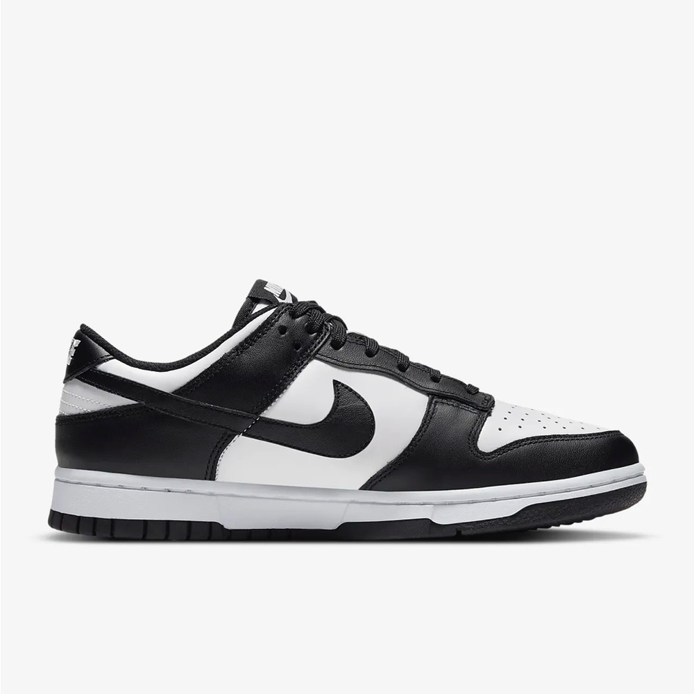 NIKE Panda Dunks